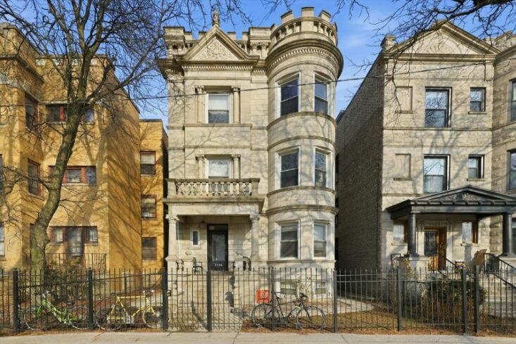 Essex Three-Twelve brokers sale of four-unit apartment building in Chicago’s Logan Square neighborhood