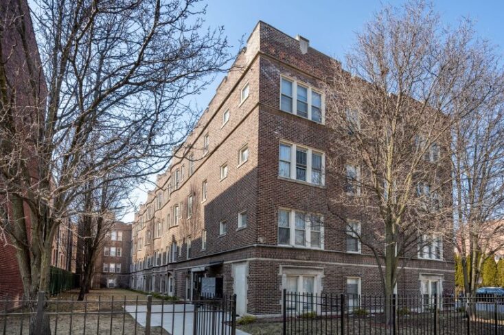 Interra Realty brokers $11.7 million sale of 46-unit apartment building in Chicago’s Kenwood neighborhood