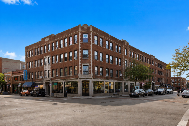Essex Realty Group brokers sale of 91-unit mixed-use property in Chicago’s Andersonville neighborhood