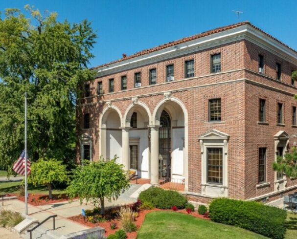 Friedman Real Estate brokers sale of 79,000-square-foot office property in Freeport