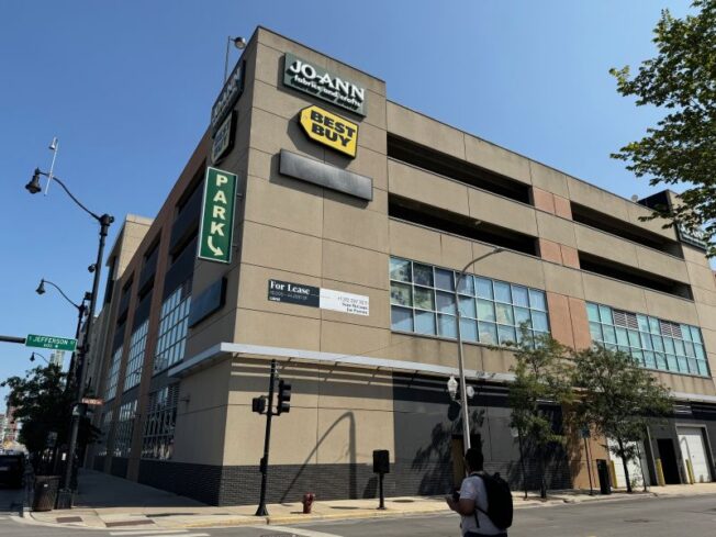 Burlington, Planet Fitness leases bring Chicago’s Joffco Square retail center to...