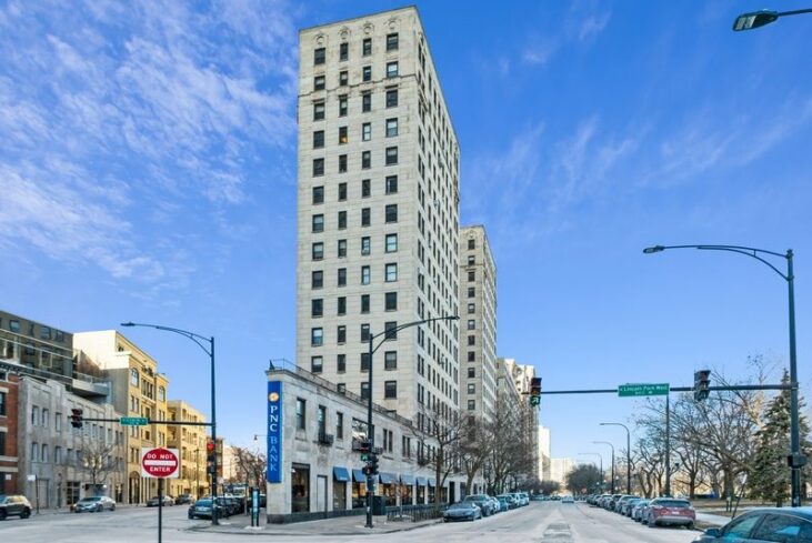 Mid-America Real Estate Corporation brokers sale of 37,615-square-foot retail asset in Chicago’s Lincoln Park neighborhood
