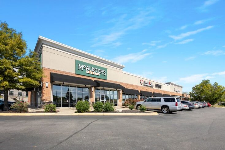 Mid-America brokers sale of 98,754-square-foot retail center in Louisville market