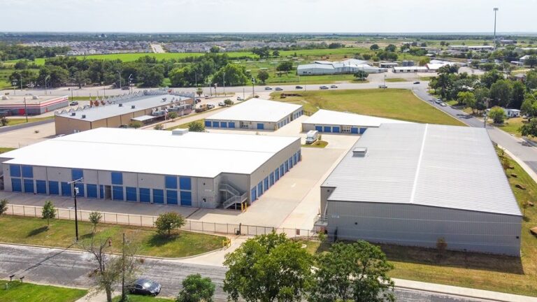 Marcus & Millichap brokers sale of two-property self-storage portfolio in Elgin