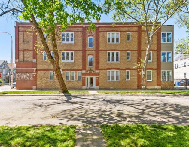 Interra Realty brokers $10.5 million sale of multifamily building in Chicago’s Logan Square neighborhood