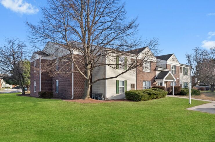 Marcus & Millichap brokers sale of 136-unit multifamily property in Kenosha