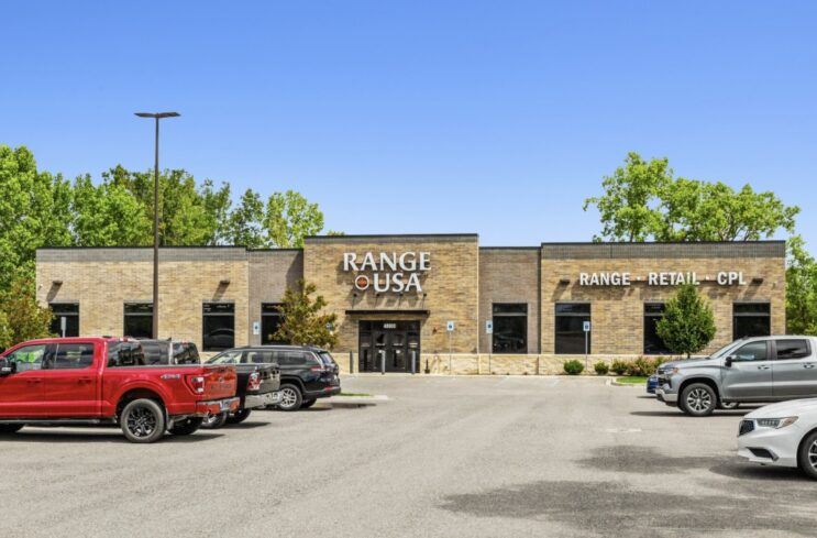 Marcus & Millichap brokers sale of Range USA property in Wixom